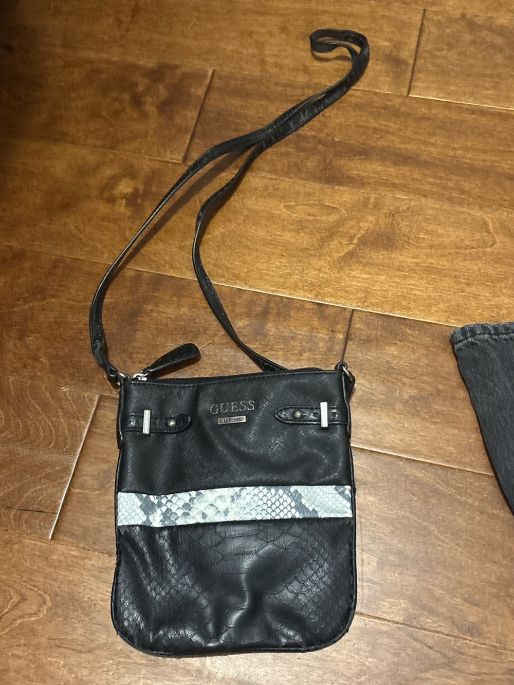 GUESS Black Crossbody Messenger Bag with Gray Snake-Print Stripe